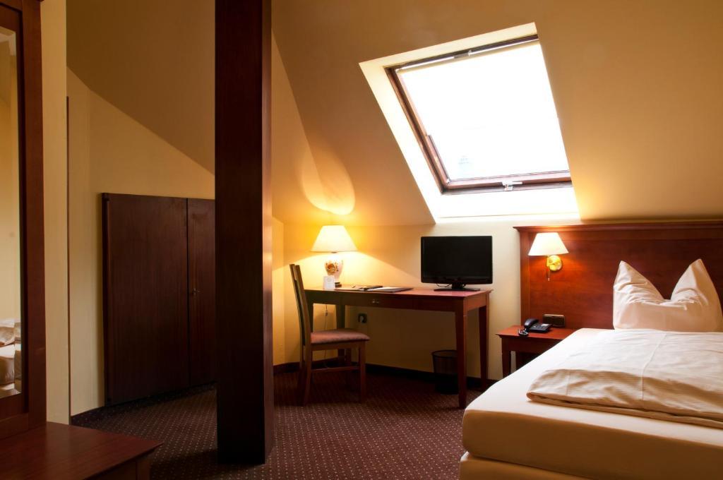 City Hotel Idar-Oberstein Room photo